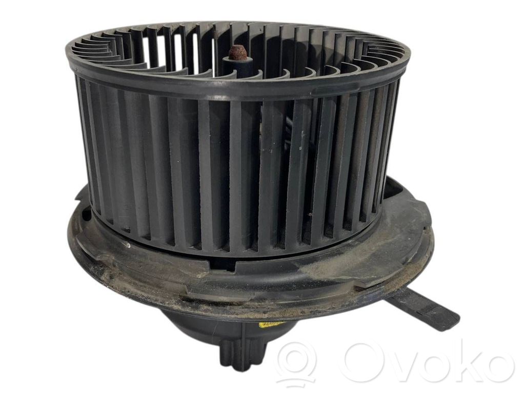 Mazā radiatora ventilators