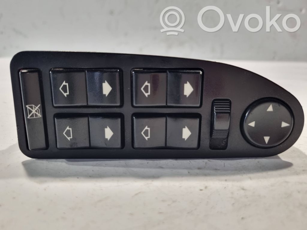 Window lift control switch(es)
