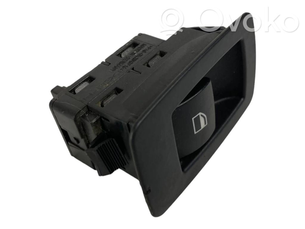 Power window switch