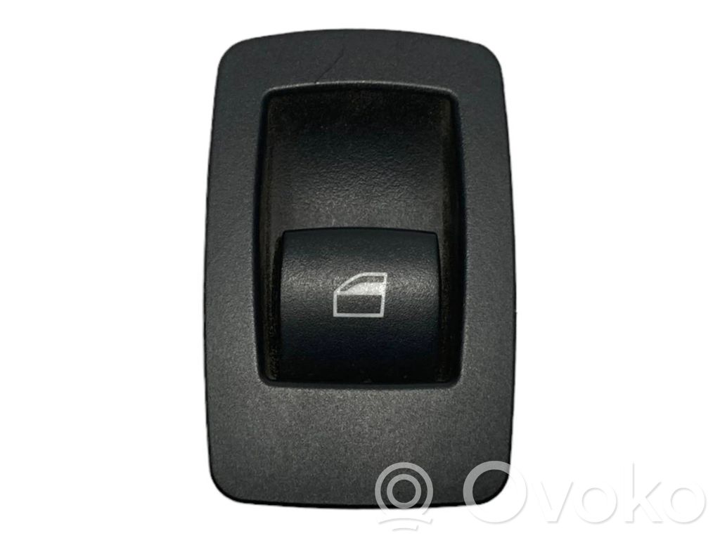 Power window switch