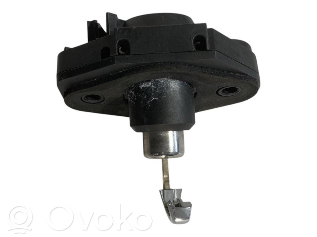 Rear cover lock