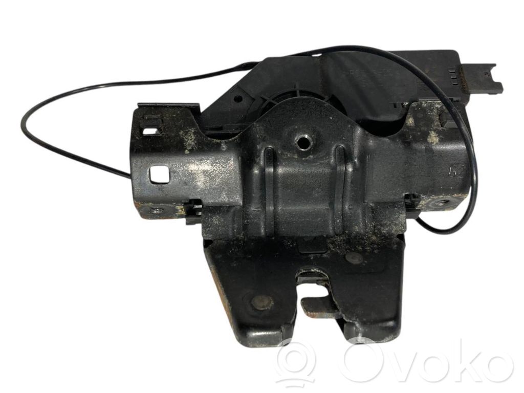 Rear cover lock