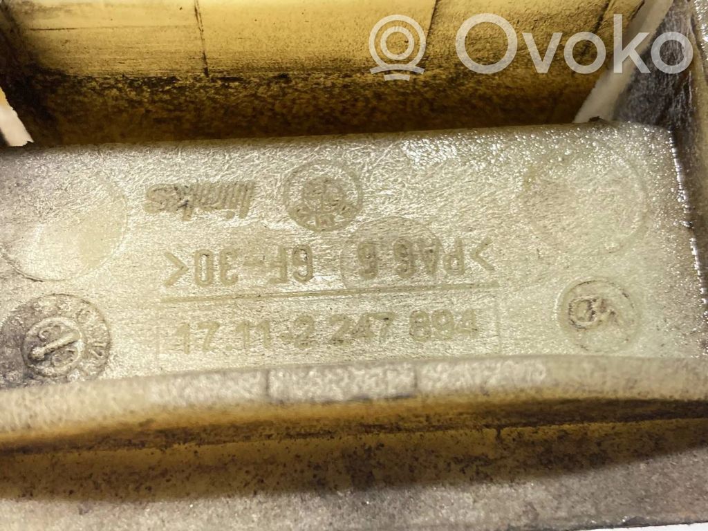 Radiatora (-u) turētājs / kronšteins