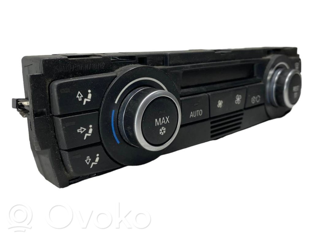 Air conditioning / climate control / interior heating control unit (in the passenger compartment)