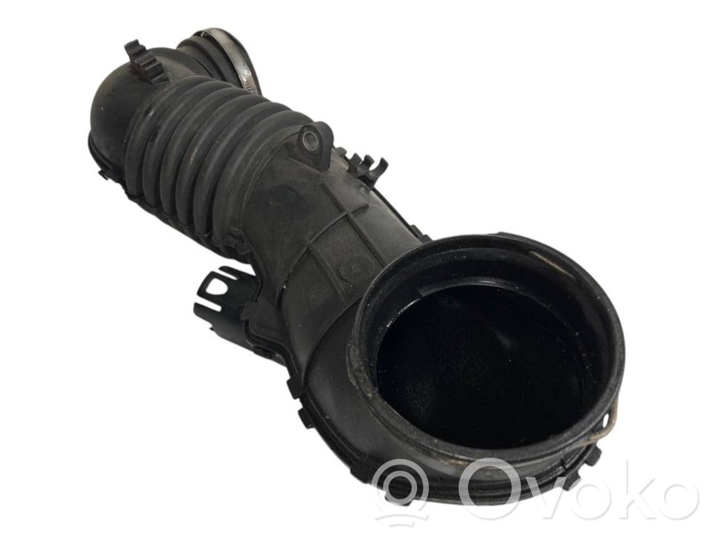 Gaisa caurule uz turbīnu