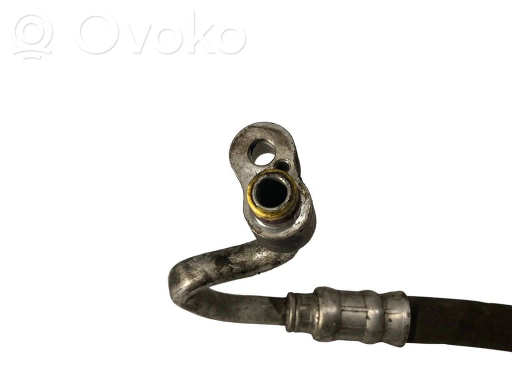 Air conditioner pipe(s) / hose(s)