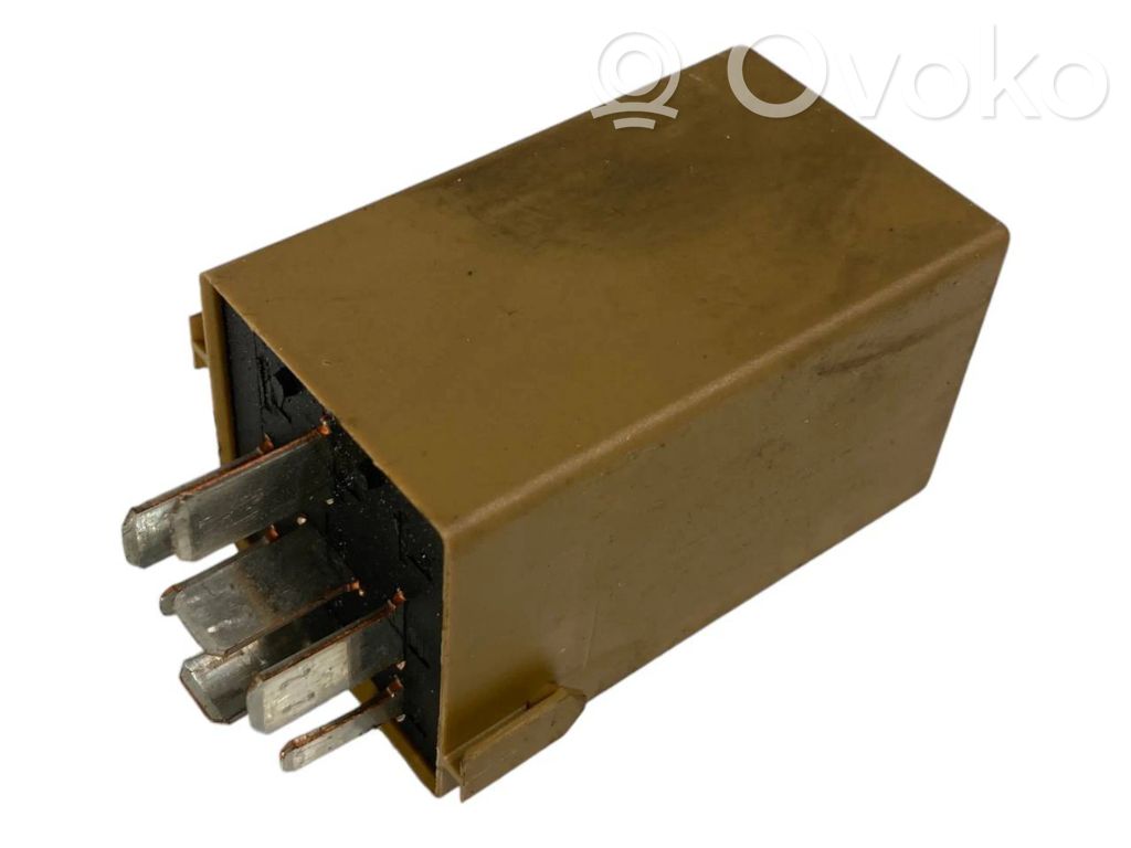 Window wiper relay