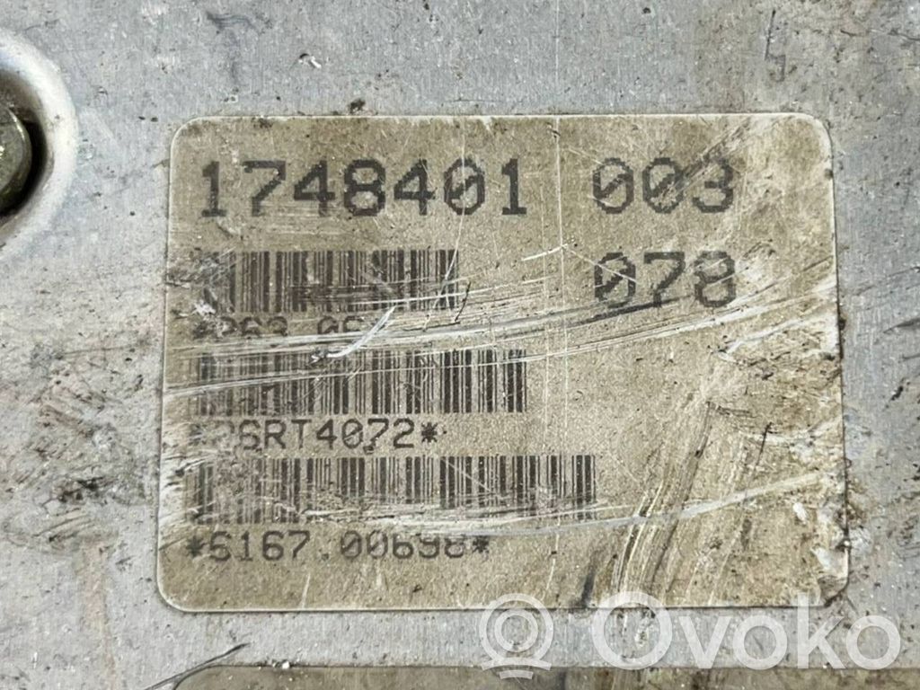 Блок управления двигателем