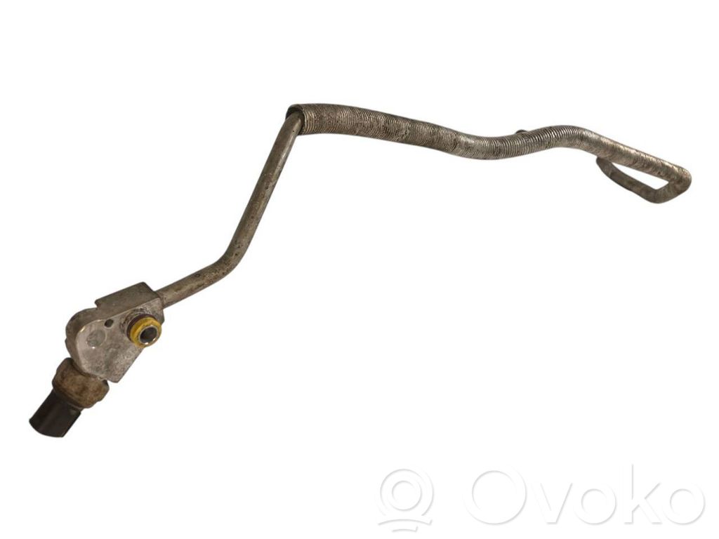 Air conditioner pipe(s) / hose(s)