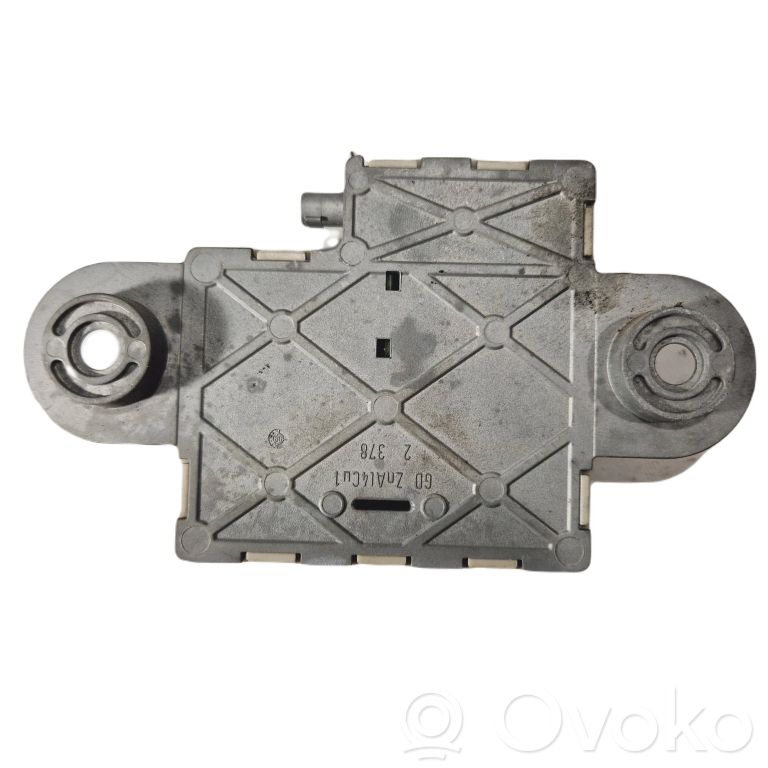 Antenna amplifier