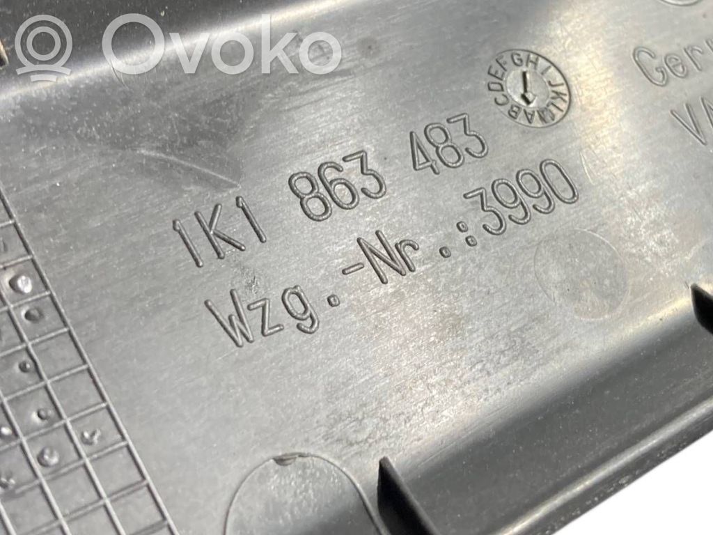 Kāju zonas sānu dekoratīvā apdare