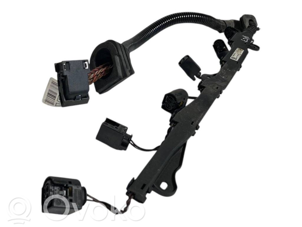 Fuel injector wires