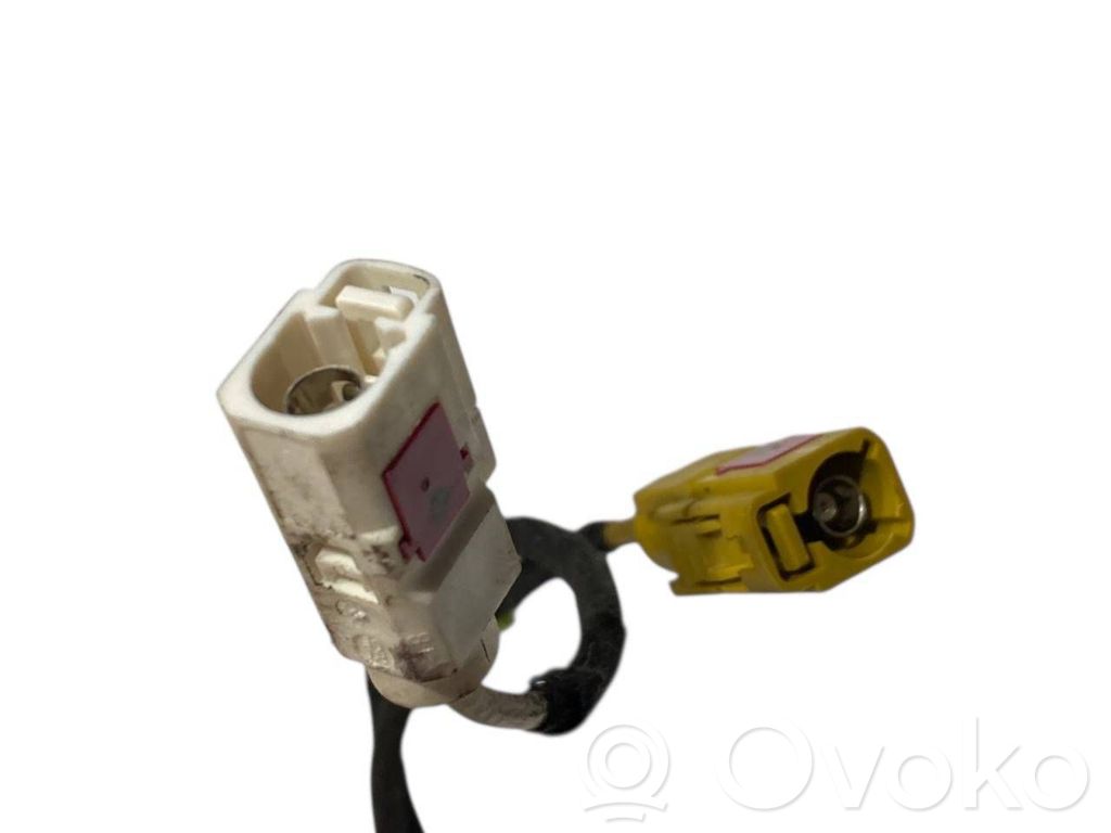 Antena (GPS antena)