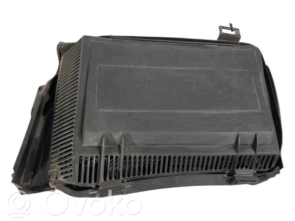 Plastic housing of the cabin air unit