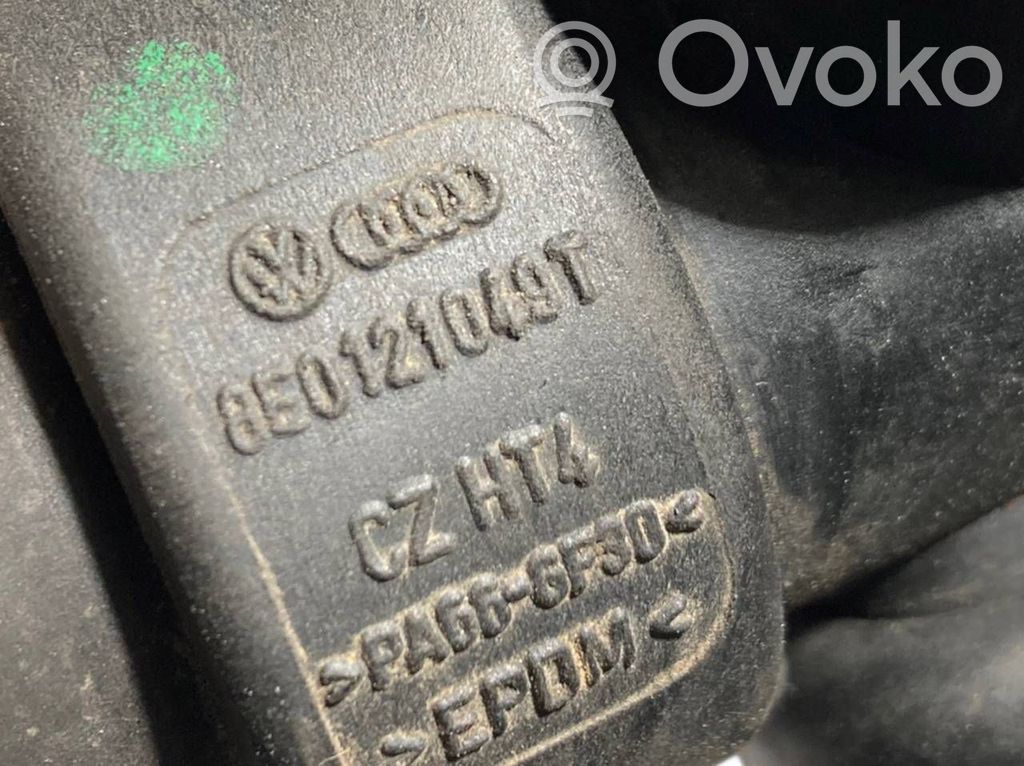 Caurulīte (-es) / šļūtene (-es)