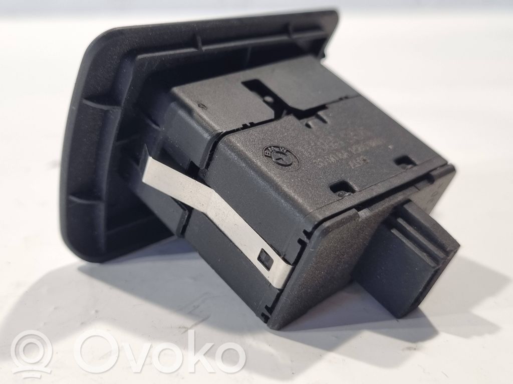 Power window switch