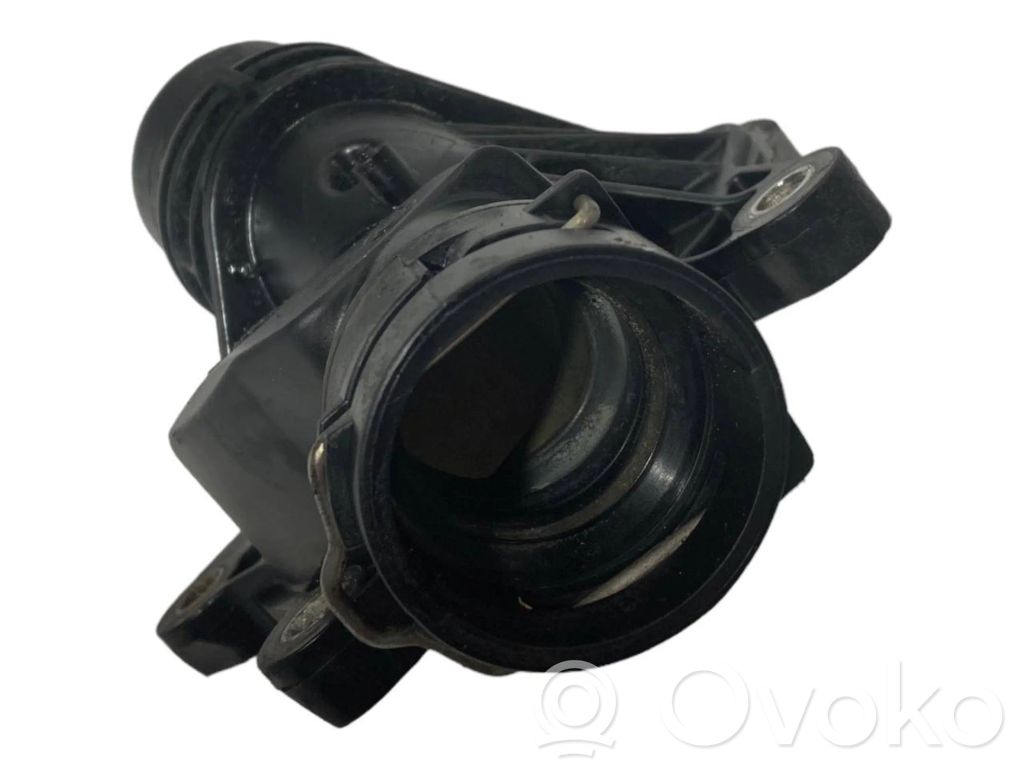 Thermostat / thermostat housing