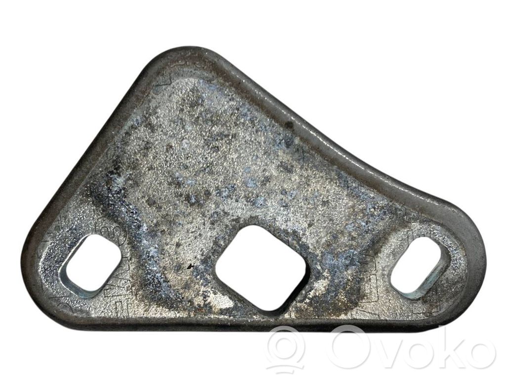 Front upper hinge