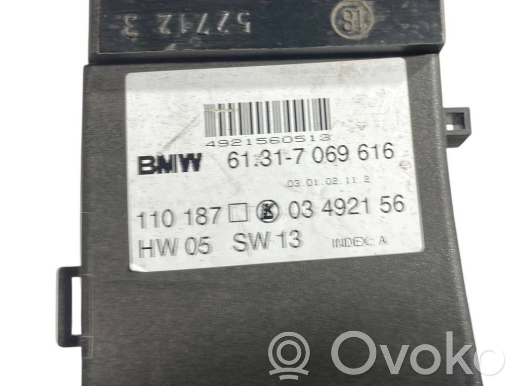 Seat adjustment switch(es)