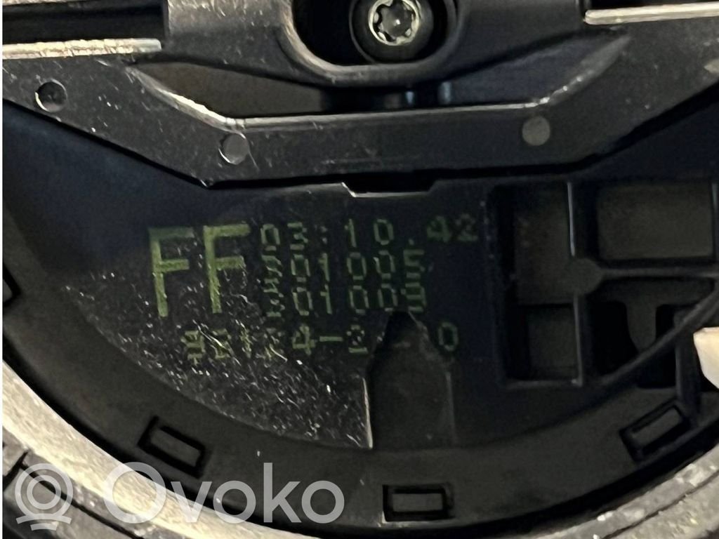 Spogulis (elektriski vadāms)