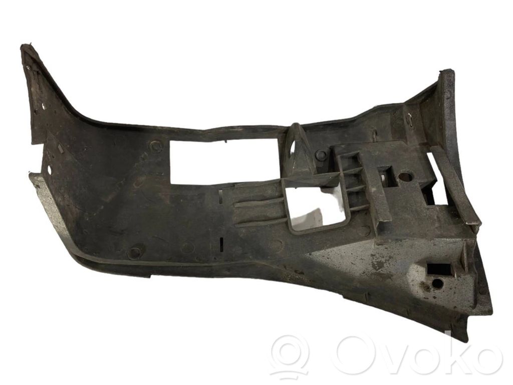 Priekšpusē bampera turētājs