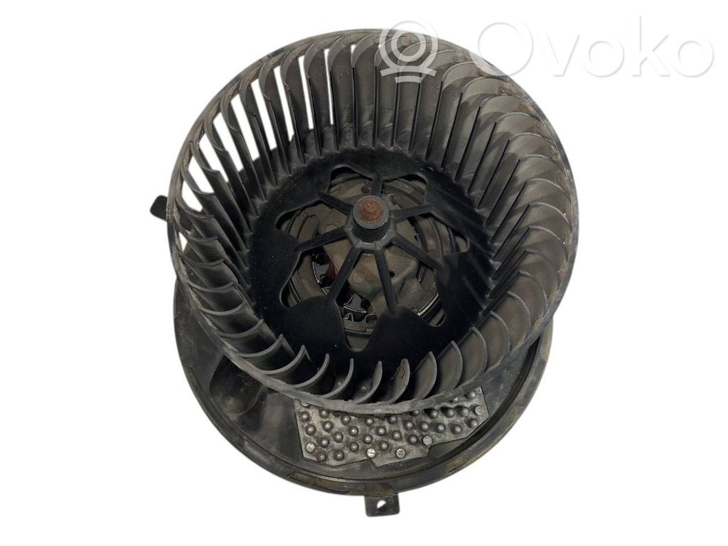 Mazā radiatora ventilators