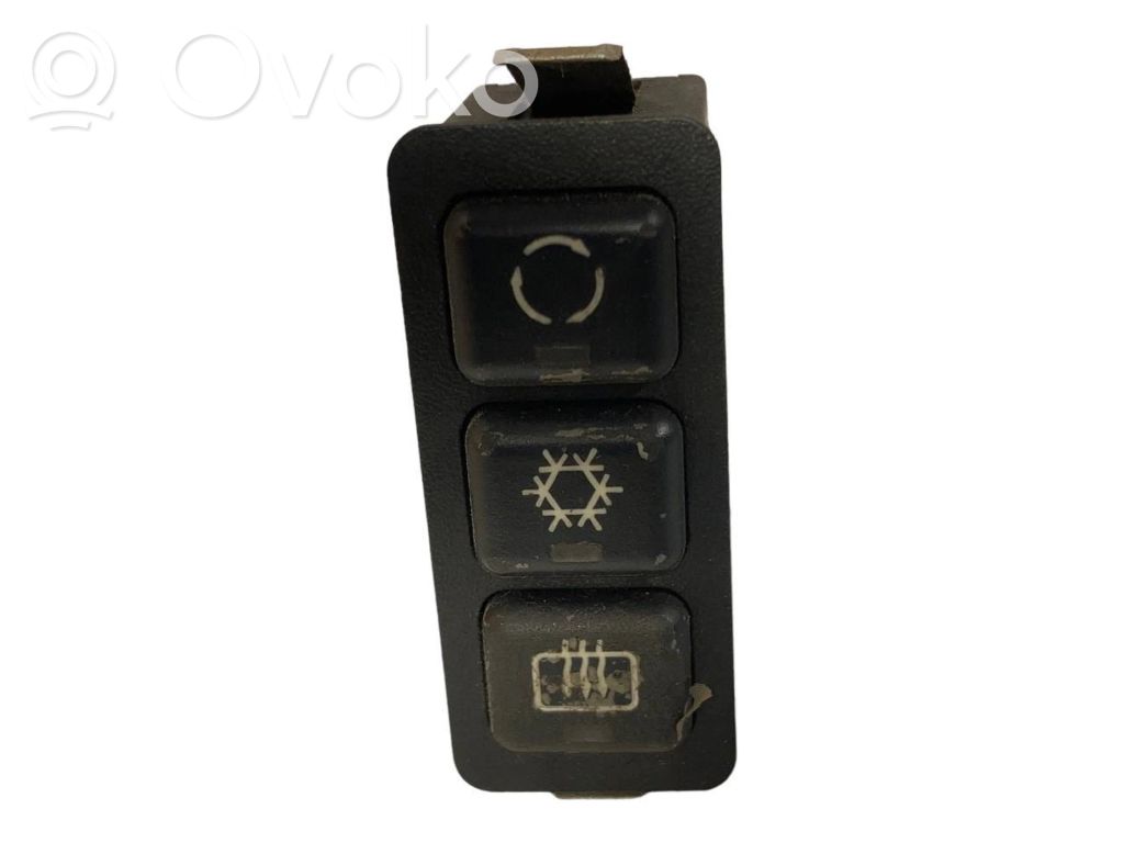 Window electric heating switch