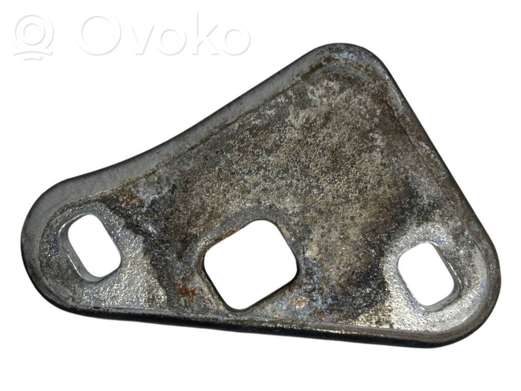 Front upper hinge