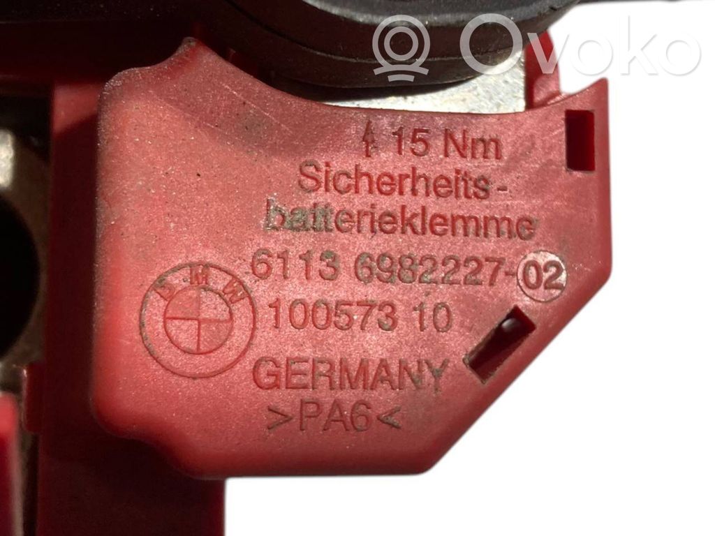 Positive wire connection assembly
