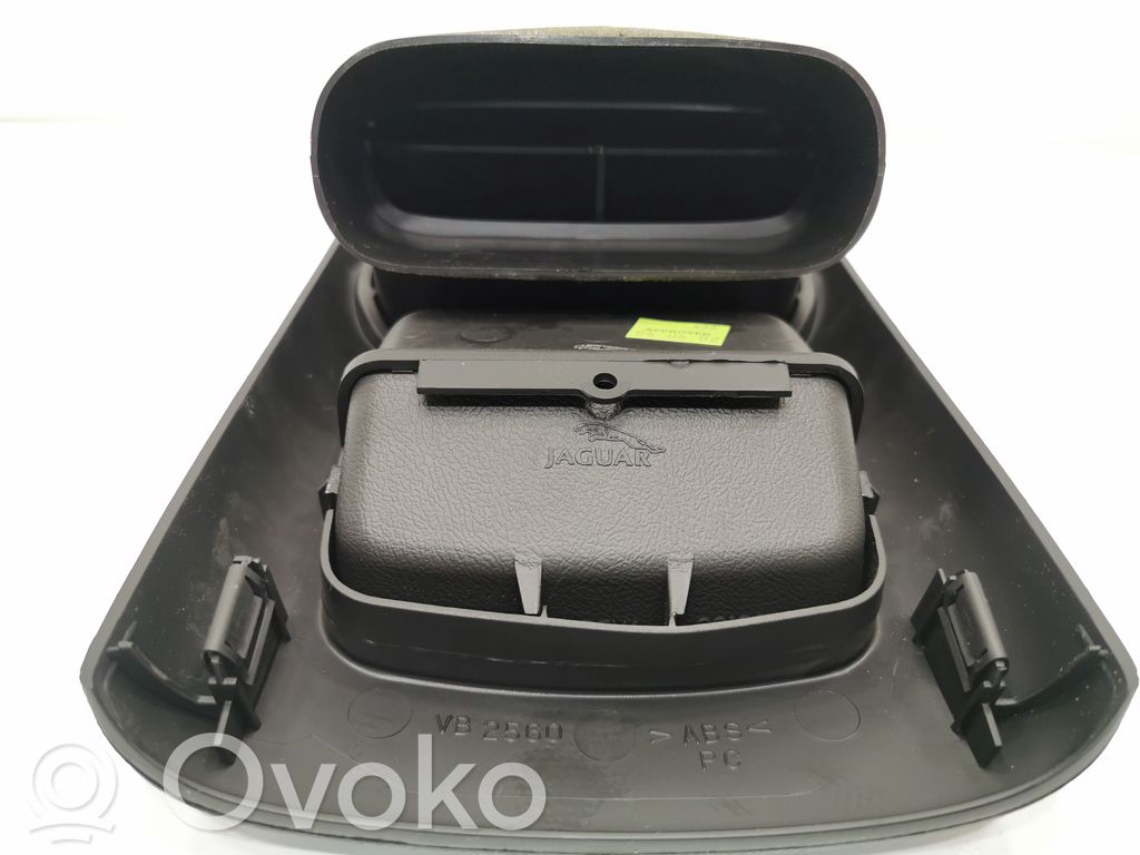 Aizmugurējā gaisa - ventilācijas reste