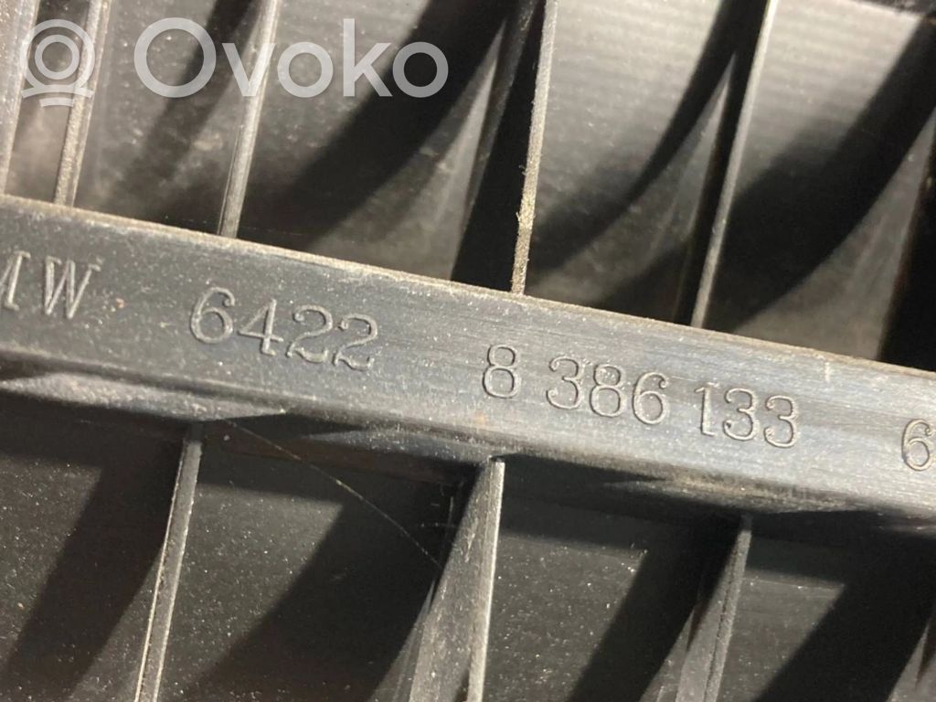 Ventilation grille