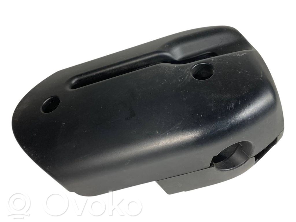 Steering axle trim