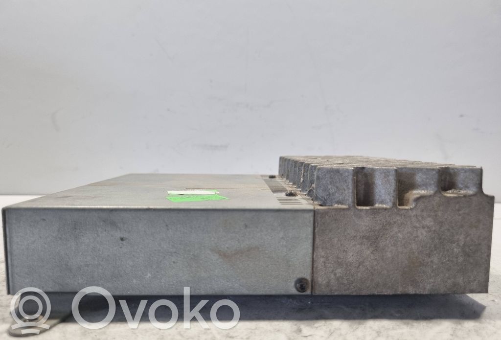 Sound amplifier