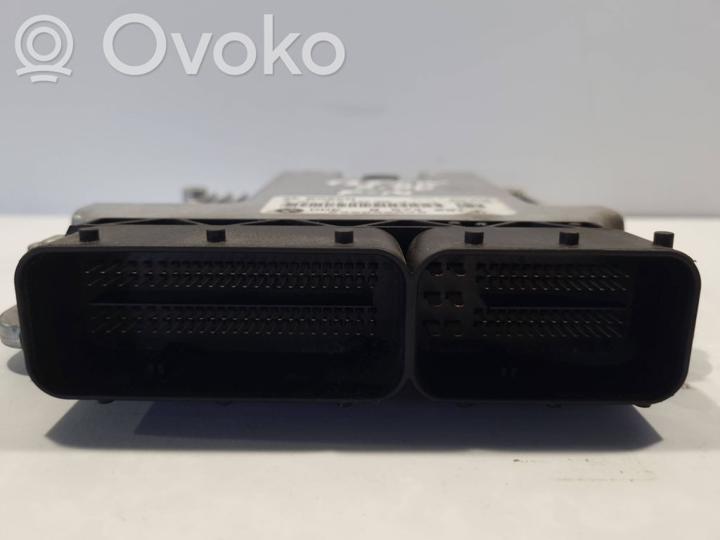 Dzinēja vadības bloks