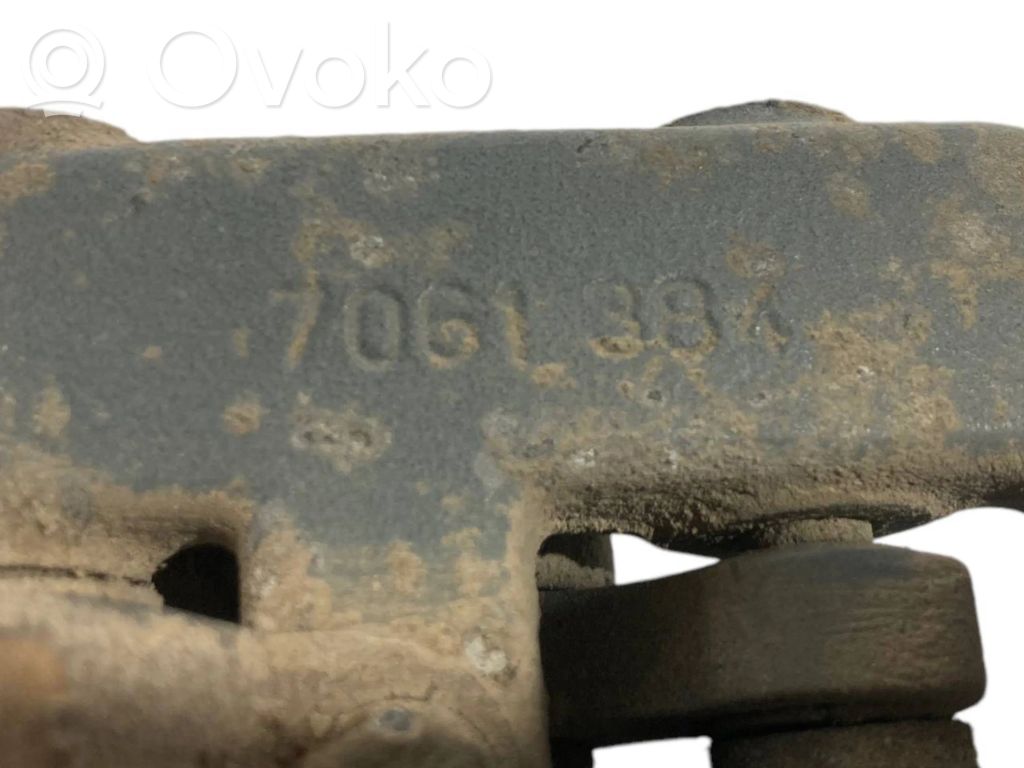 Aizmugurējā pārsega eņģe (-ess)