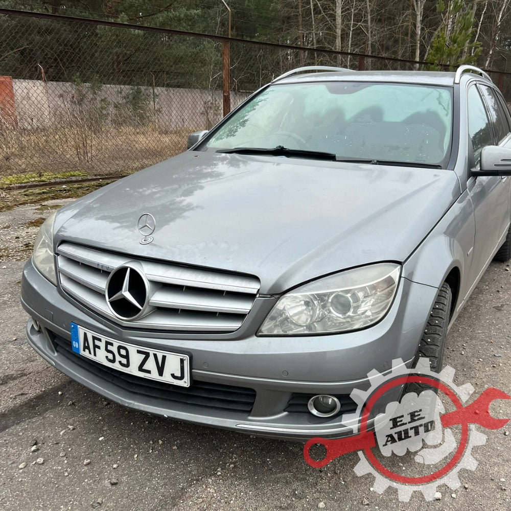 Mercedes Benz C200 2009.G.rezerves daļas