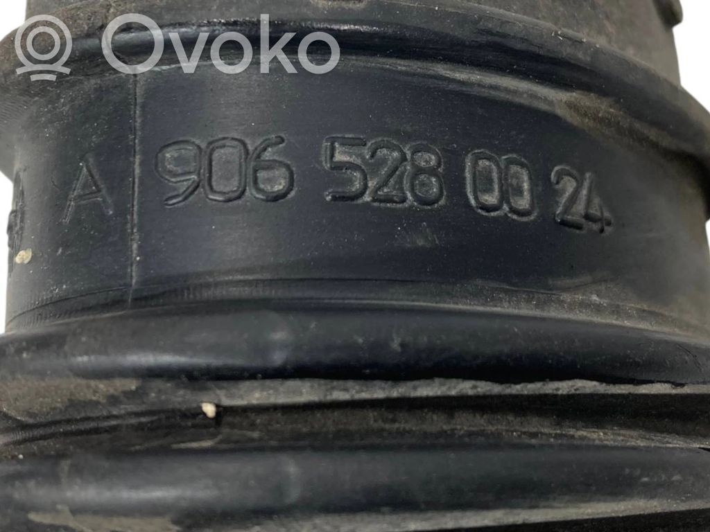 Šļūtene (-es) / caurule (-es)