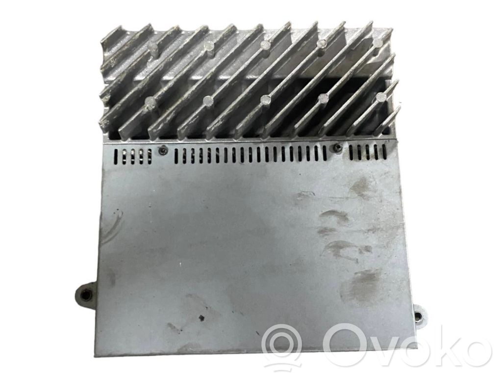 Sound amplifier