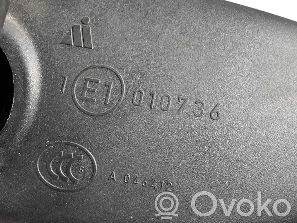 Atpakaļskata spogulis (salonā)