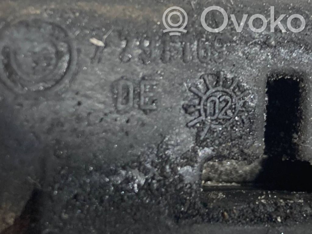 Radiator(s) holder/bracket