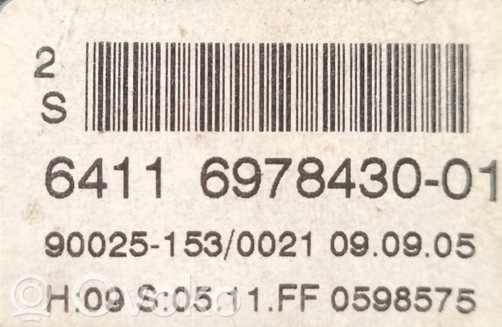 Gaisa kondicioniera / klimata kontroles / salona apsildes vadības bloks (salonā)