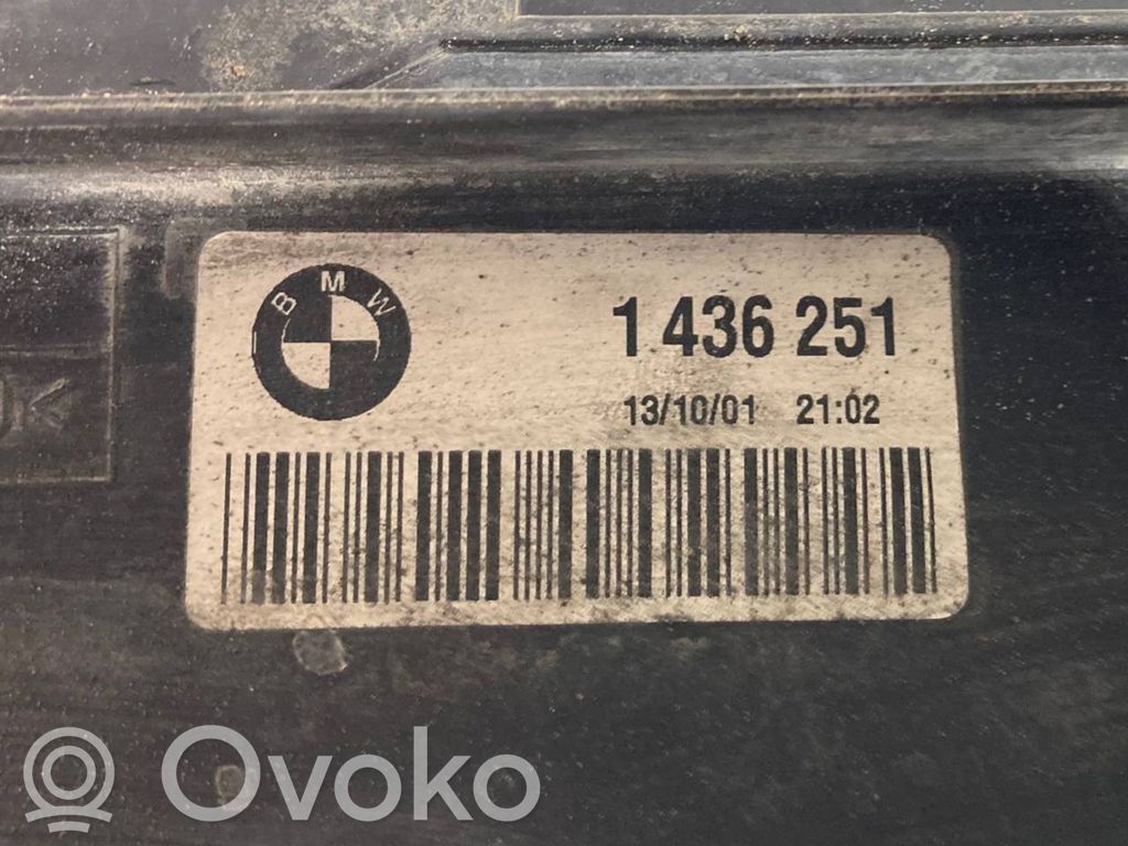 Держатель/кронштейн радиатора(ов)