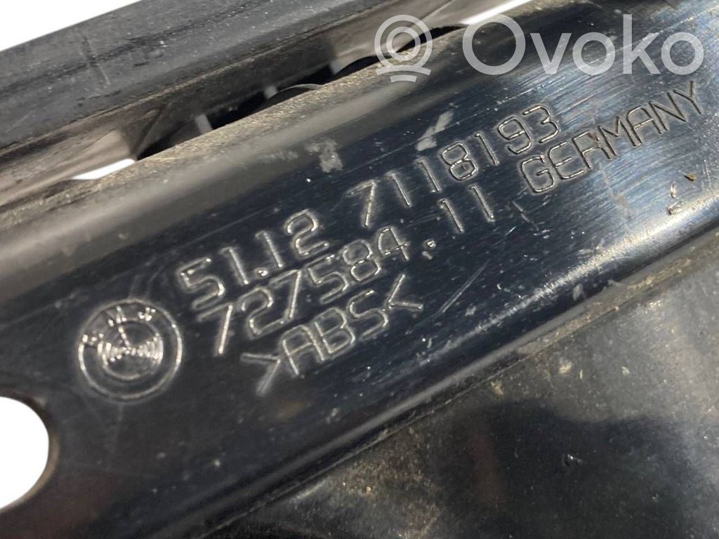 Aizmugurējā bufera montāžas kronšteins