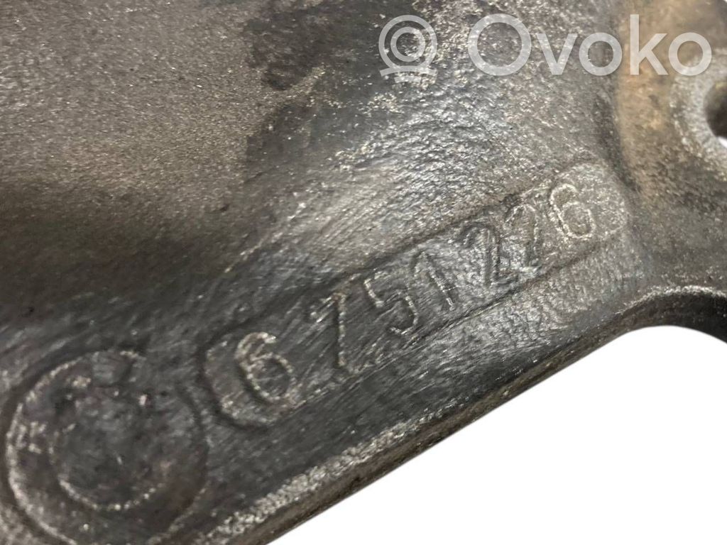 Dzinēja nostiprināšanas stiprinājums-kronšteins