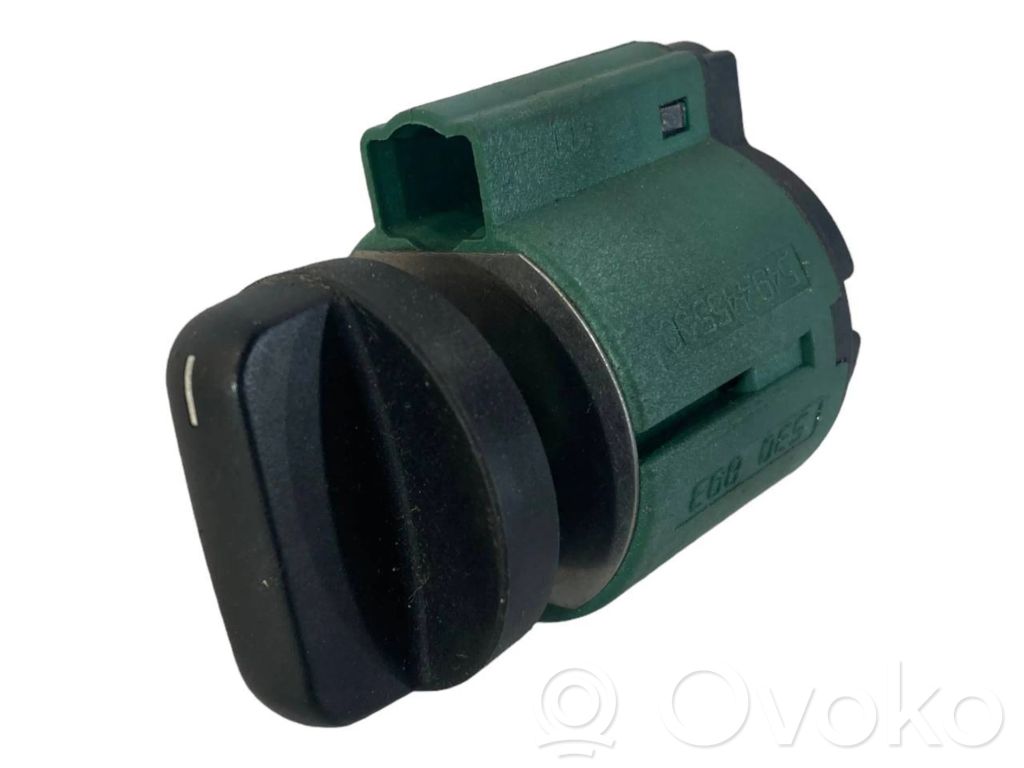 Headlight switch