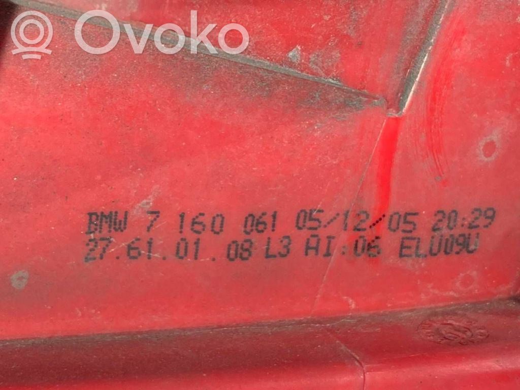 Aizmugurējais lukturis virsbūvē