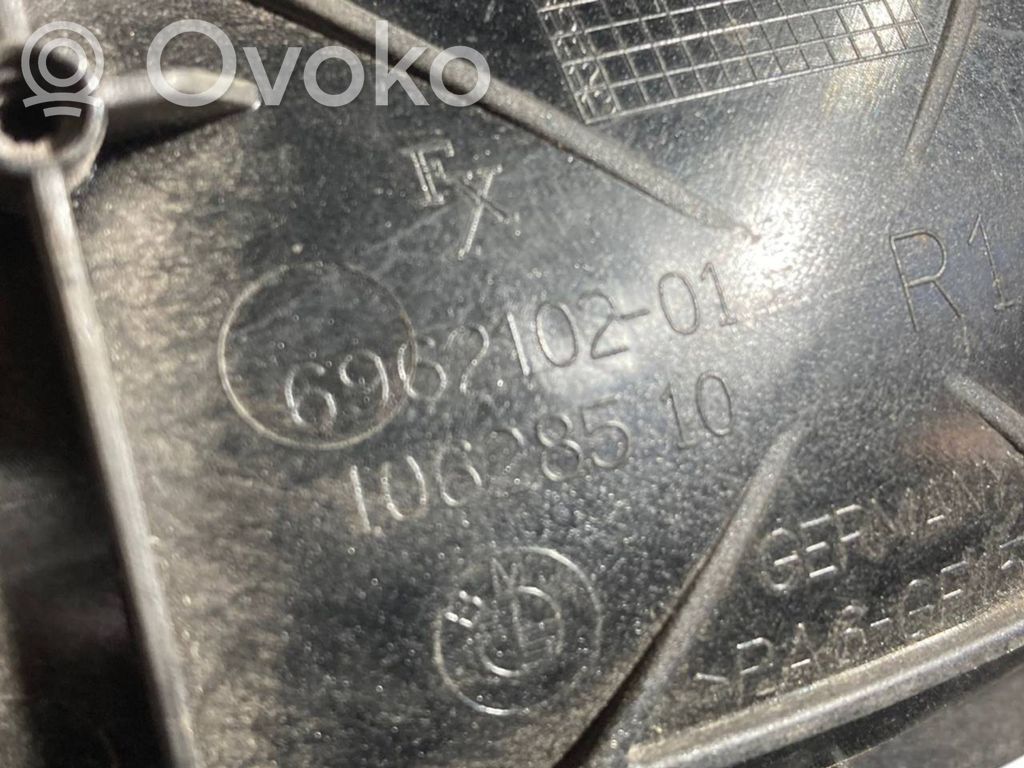 Internal opening handle