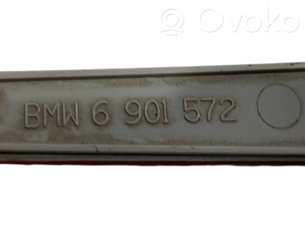 Rear reflector
