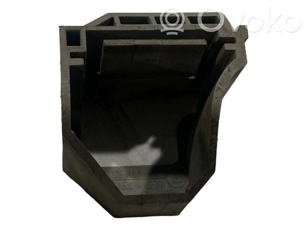 Radiator(s) holder/bracket