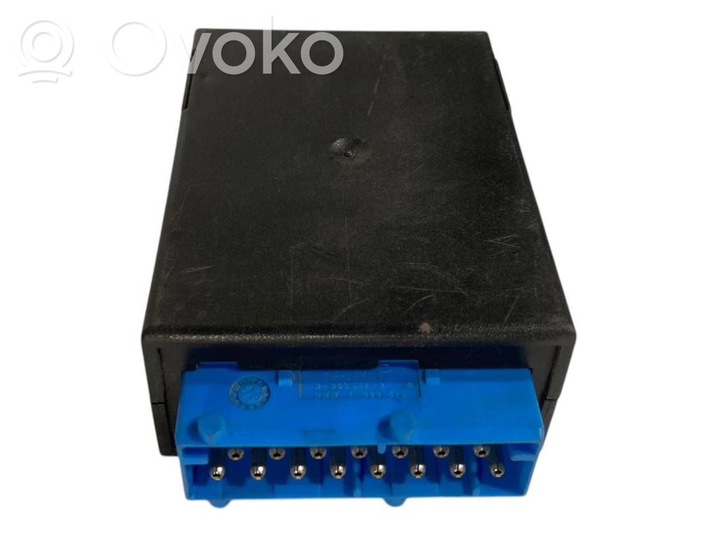 Window wiper relay